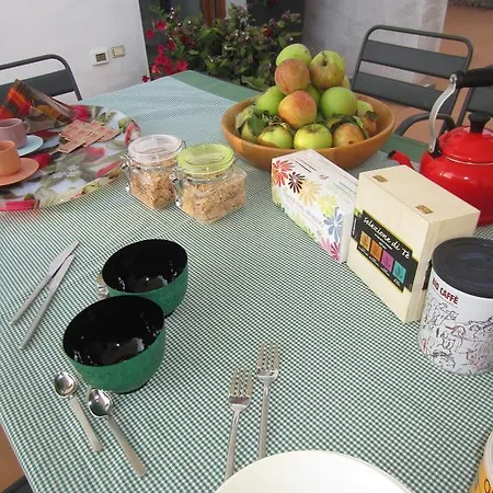 B&B Aganis 카사르사델라델리지아